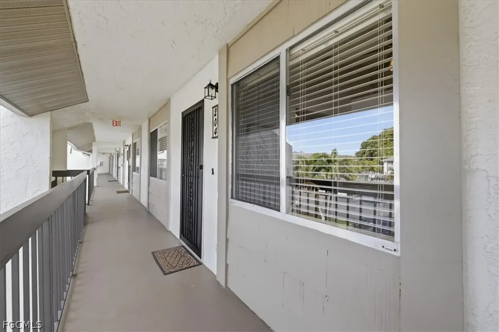 13090 White Marsh Lane Fort Myers FL 33912