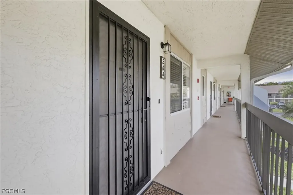 13090 White Marsh Lane Fort Myers FL 33912