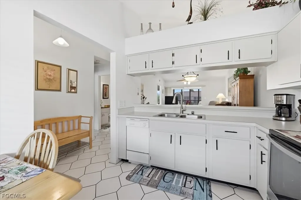 13090 White Marsh Lane Fort Myers FL 33912