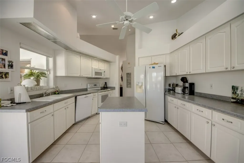 5142 SW 2nd Place Cape Coral FL 33914