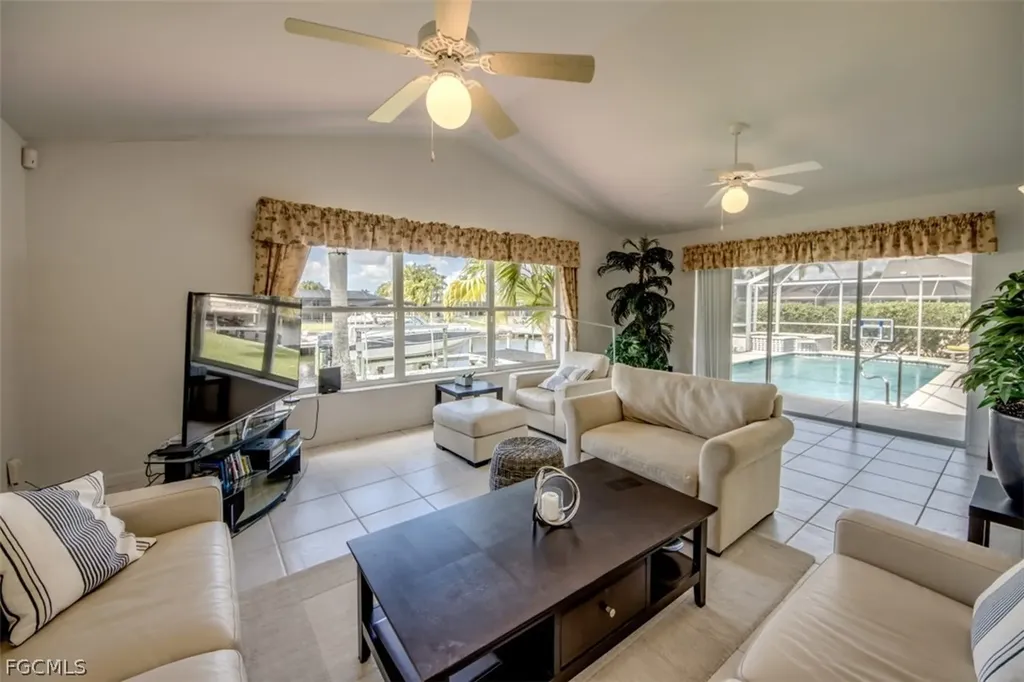 5142 SW 2nd Place Cape Coral FL 33914
