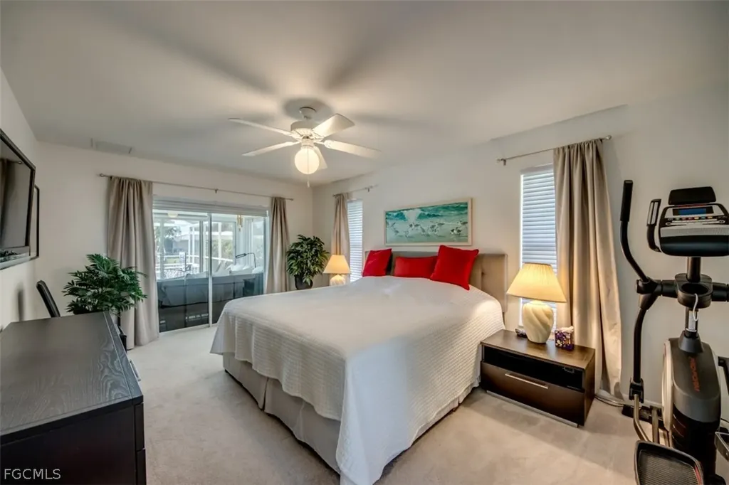 5142 SW 2nd Place Cape Coral FL 33914