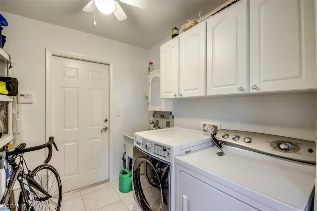 5142 SW 2nd Place Cape Coral FL 33914