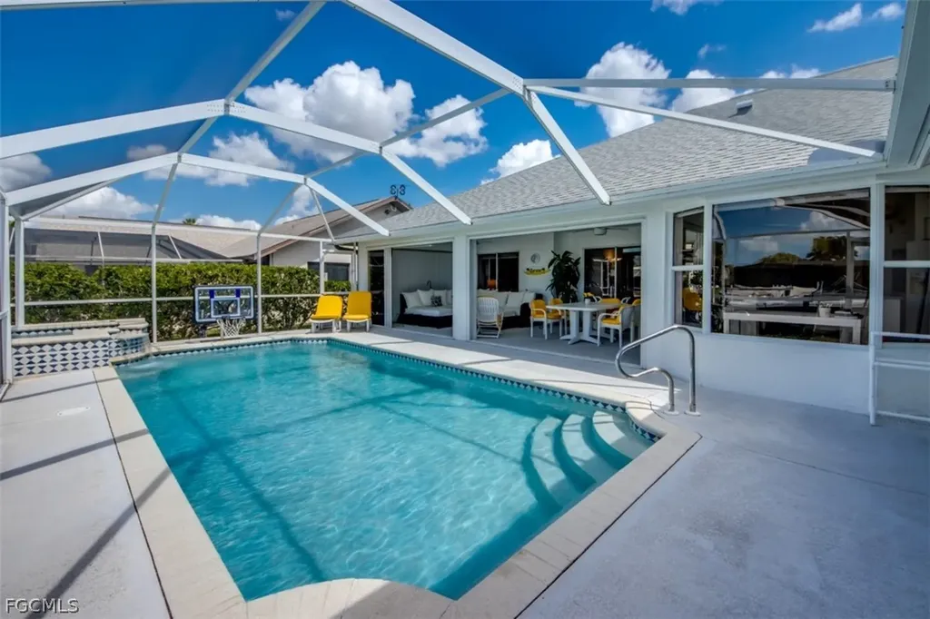 5142 SW 2nd Place Cape Coral FL 33914