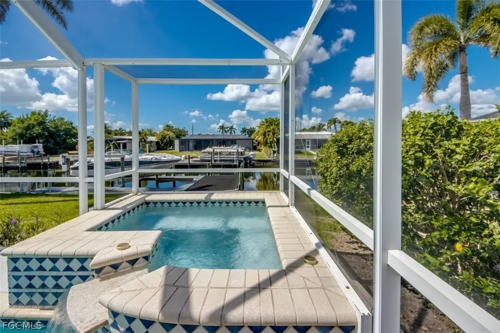 5142 SW 2nd Place Cape Coral FL 33914