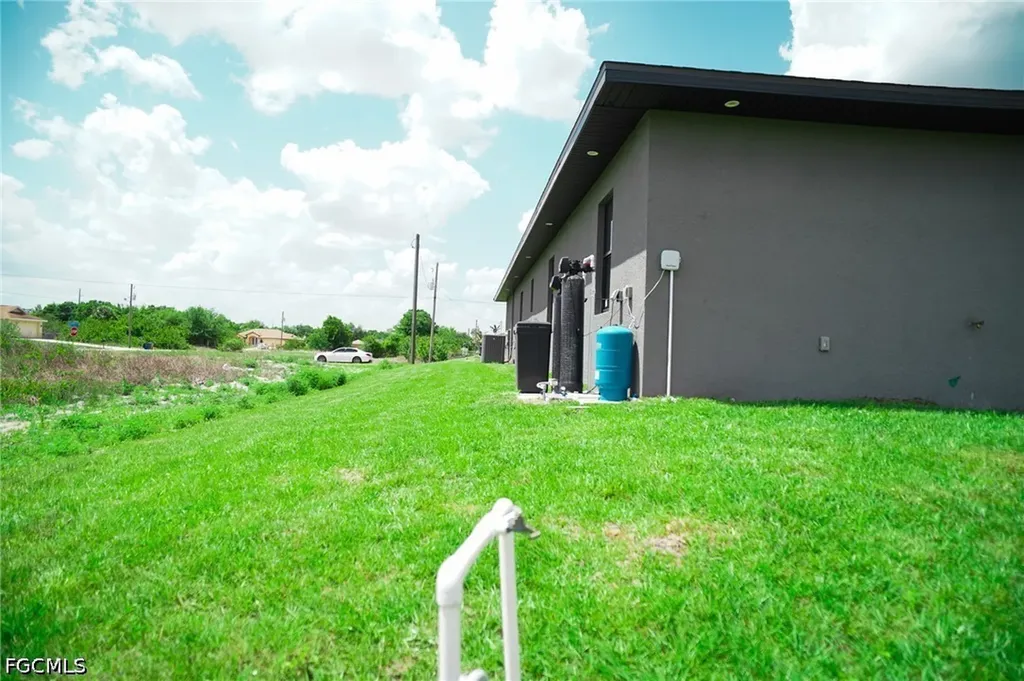 812 Chapel Avenue Lehigh Acres FL 33971