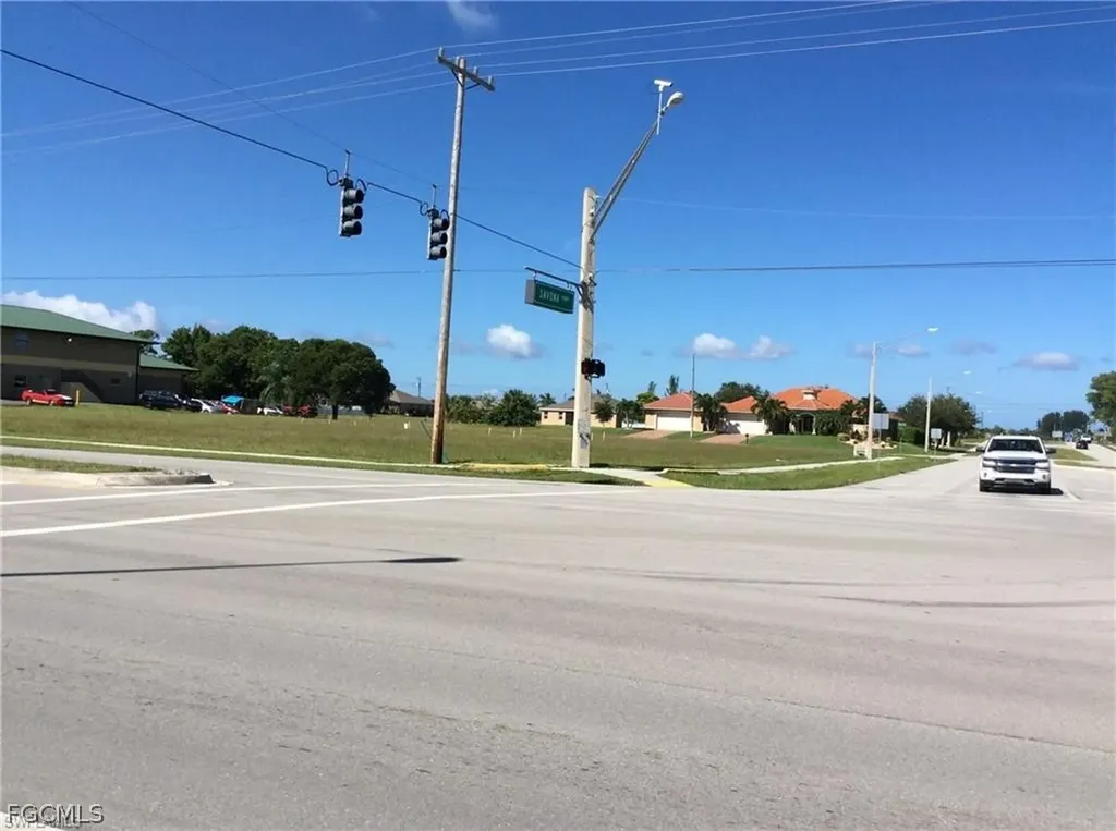 3706 Chiquita Boulevard S Cape Coral FL 33914