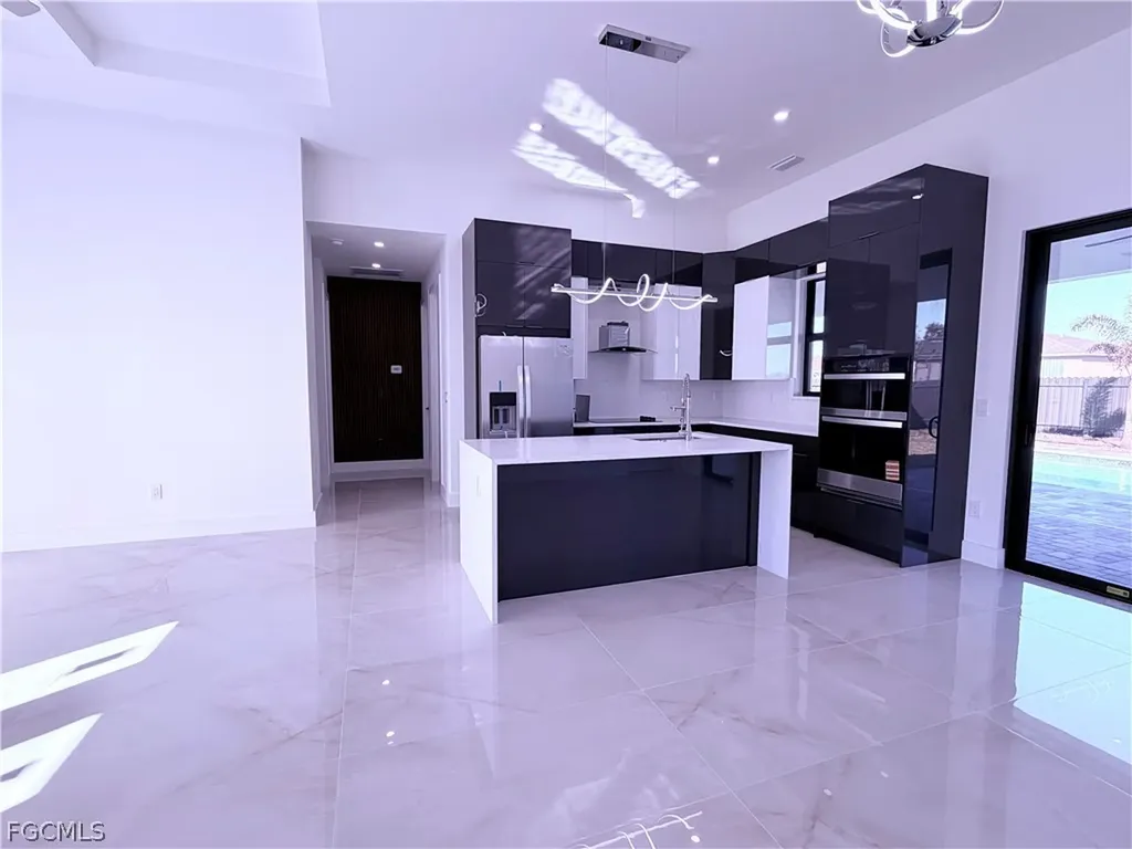 909 Santa Barbara Boulevard N Cape Coral FL 33993