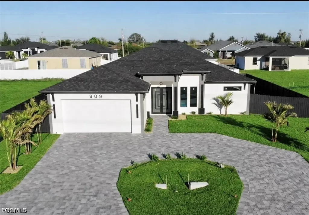 909 Santa Barbara Boulevard N Cape Coral FL 33993