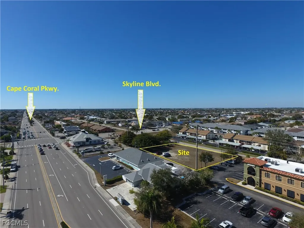712 SW 47th Terrace Cape Coral FL 33914
