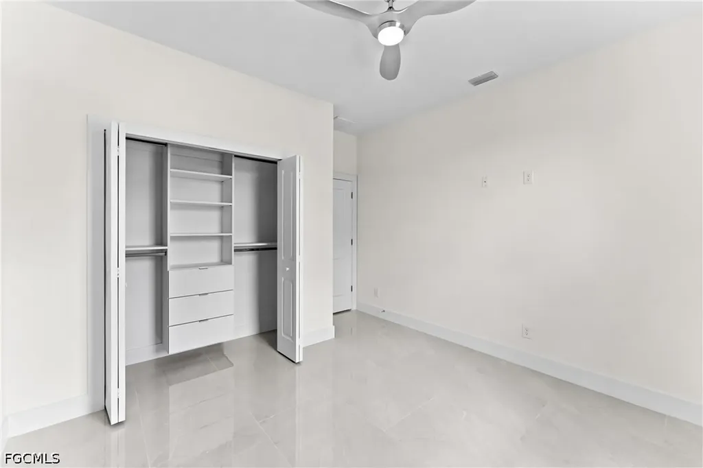 923 NE 17th Terrace Cape Coral FL 33909