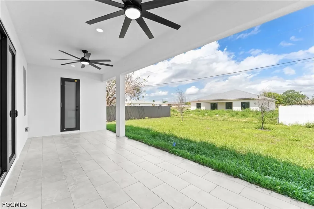 923 NE 17th Terrace Cape Coral FL 33909