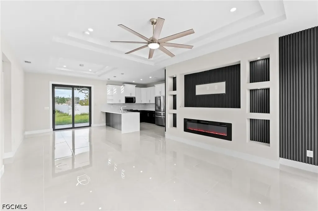 923 NE 17th Terrace Cape Coral FL 33909