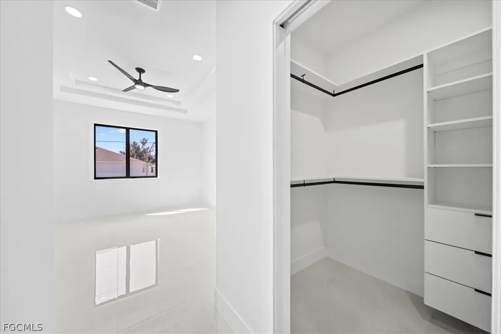 822 NE 19th Street Cape Coral FL 33909