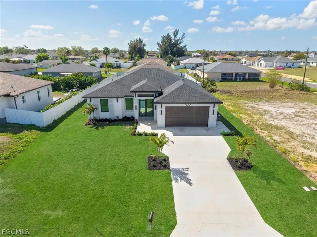 822 NE 19th Street Cape Coral FL 33909