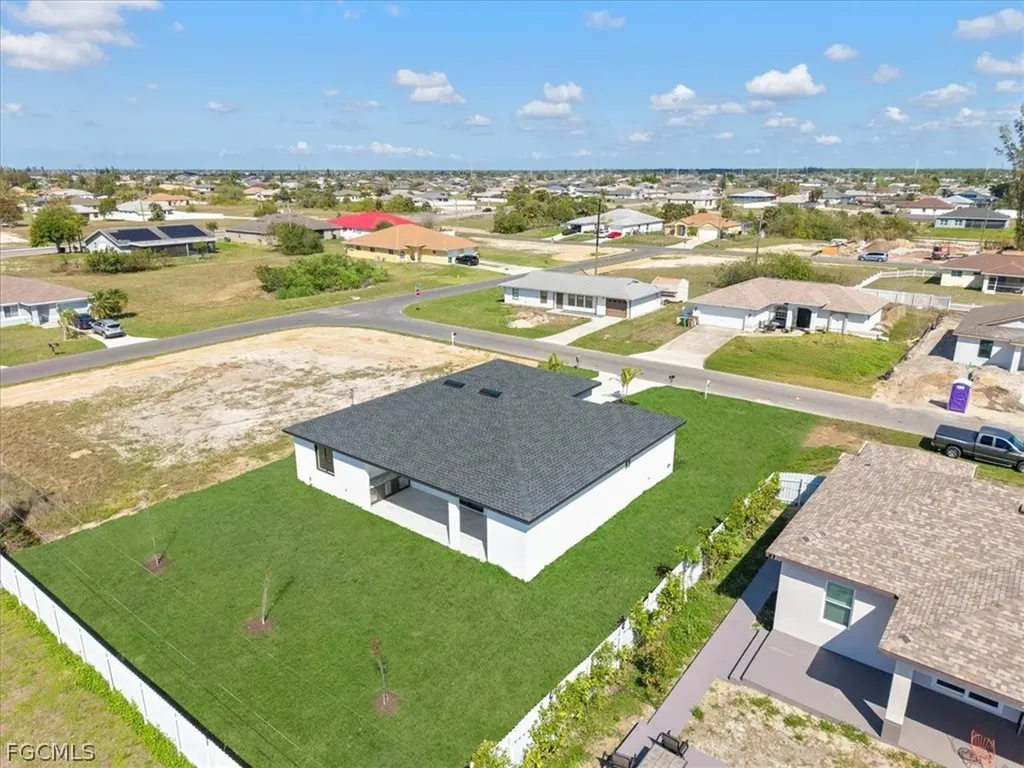 822 NE 19th Street Cape Coral FL 33909