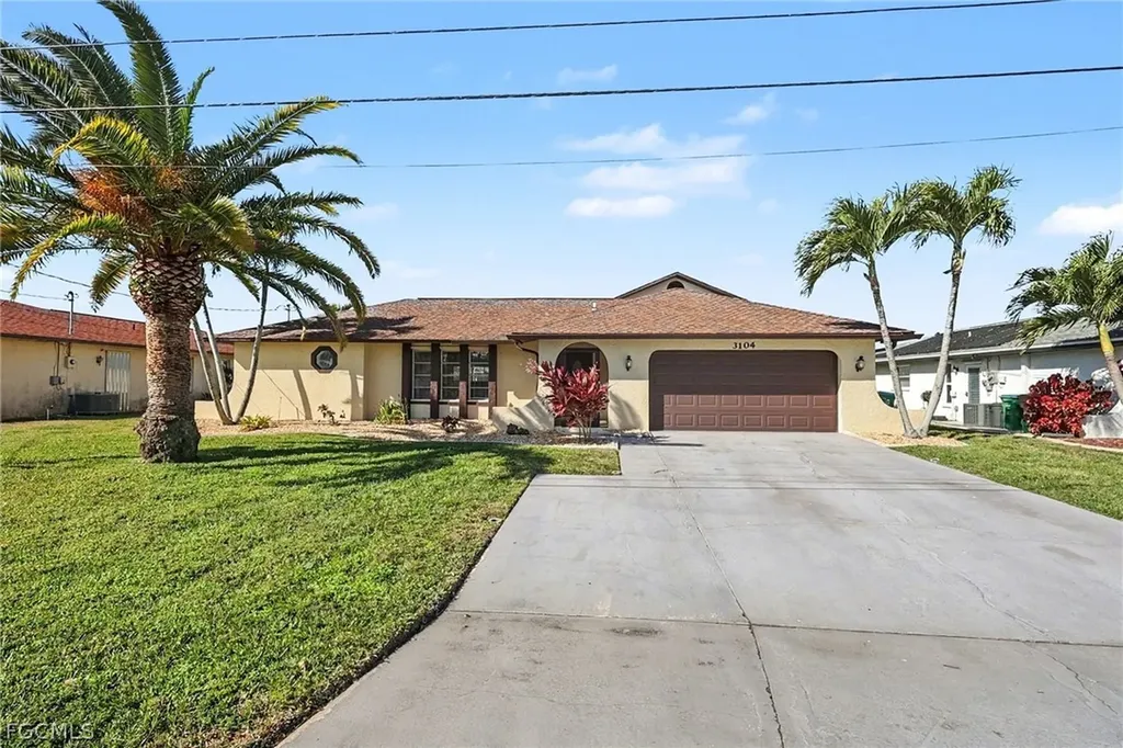 3104 SE 6th Avenue Cape Coral FL 33904