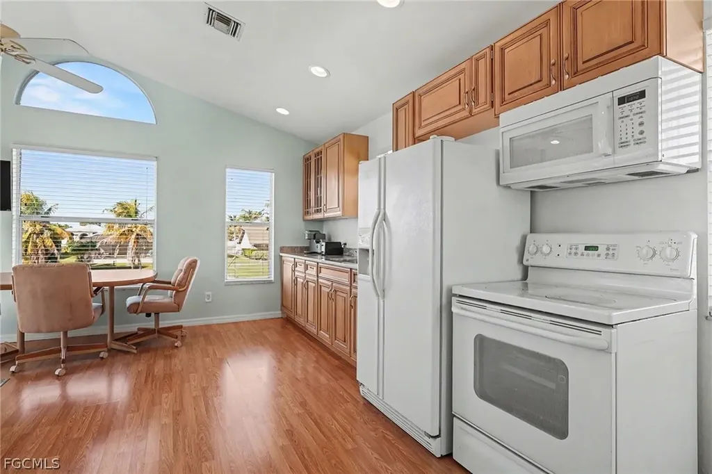 3104 SE 6th Avenue Cape Coral FL 33904
