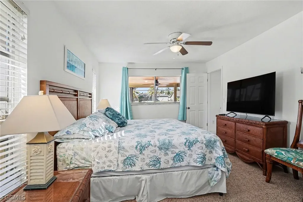 3104 SE 6th Avenue Cape Coral FL 33904