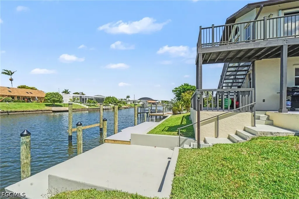 3104 SE 6th Avenue Cape Coral FL 33904