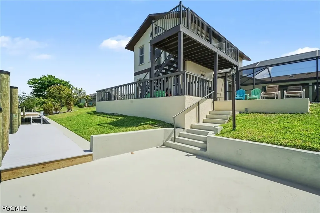 3104 SE 6th Avenue Cape Coral FL 33904