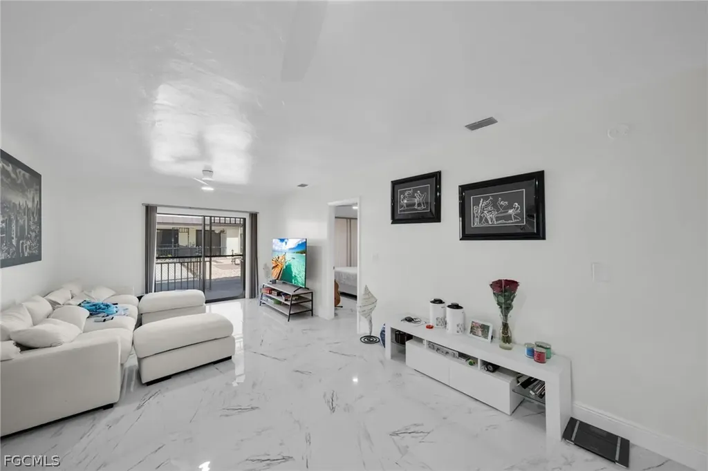 4516 Santa Barbara Boulevard Cape Coral FL 33914