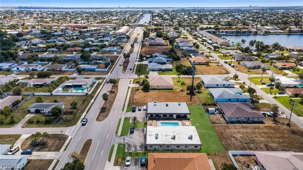 4516 Santa Barbara Boulevard Cape Coral FL 33914