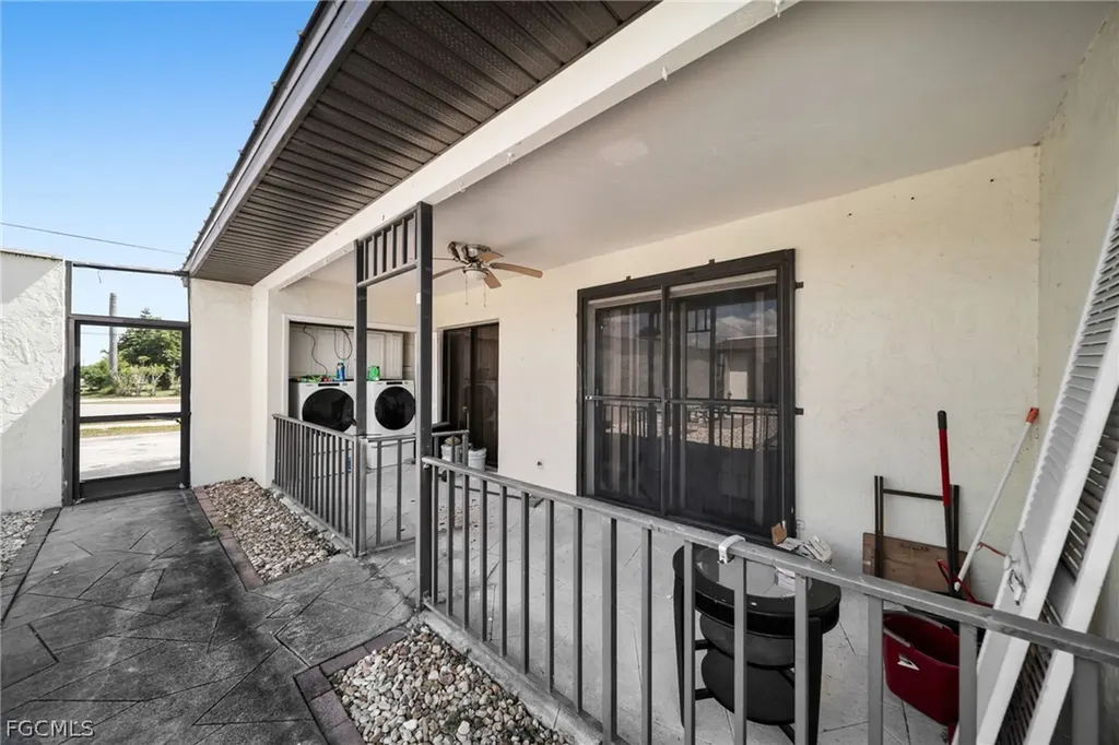 4516 Santa Barbara Boulevard Cape Coral FL 33914