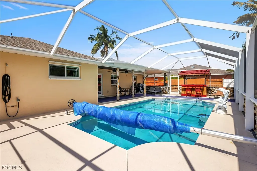 4013 SW 2nd Place Cape Coral FL 33914