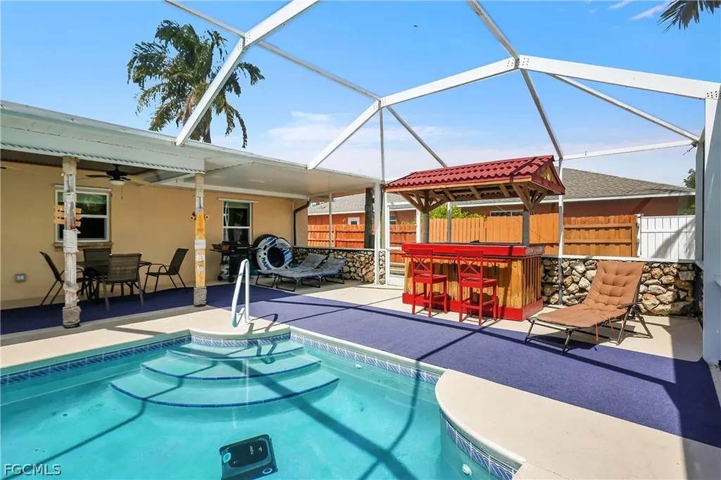 4013 SW 2nd Place Cape Coral FL 33914