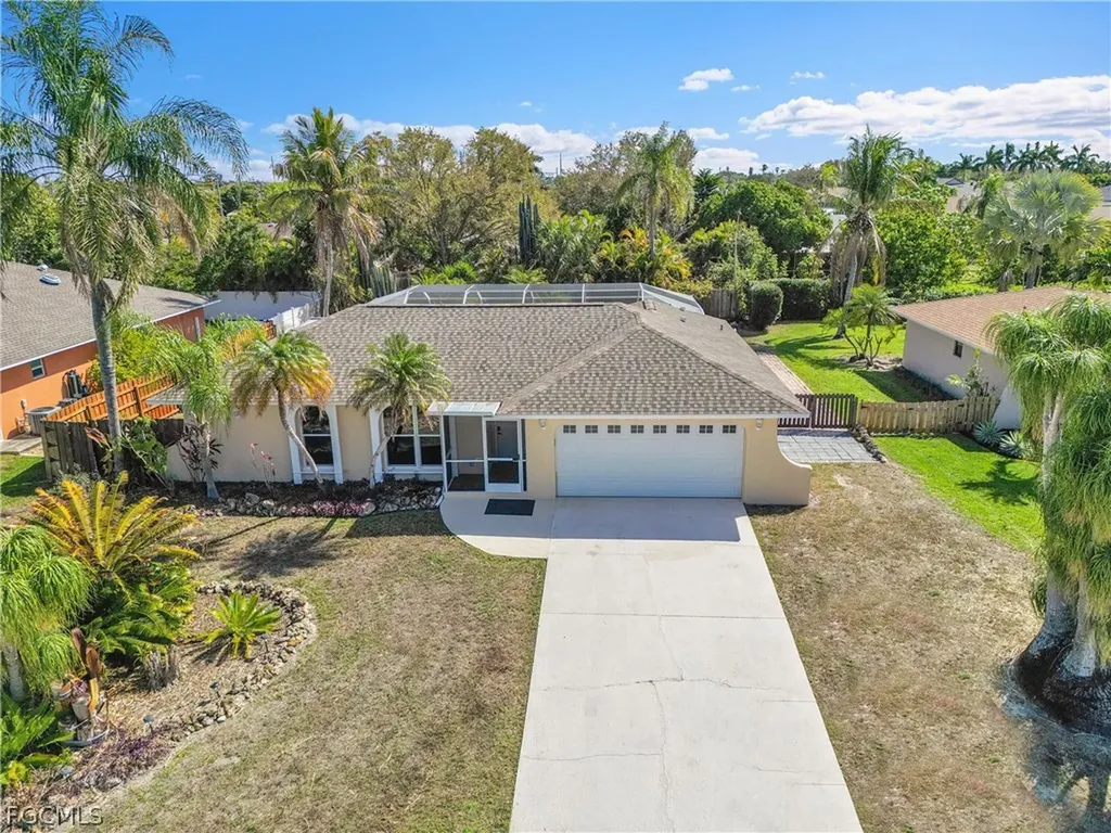 4013 SW 2nd Place Cape Coral FL 33914