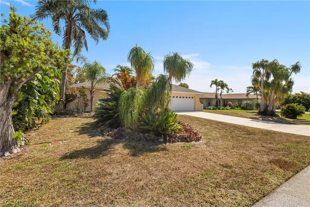 4013 SW 2nd Place Cape Coral FL 33914