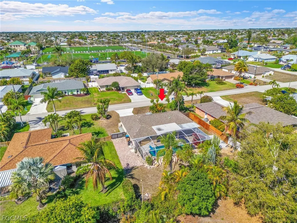 4013 SW 2nd Place Cape Coral FL 33914