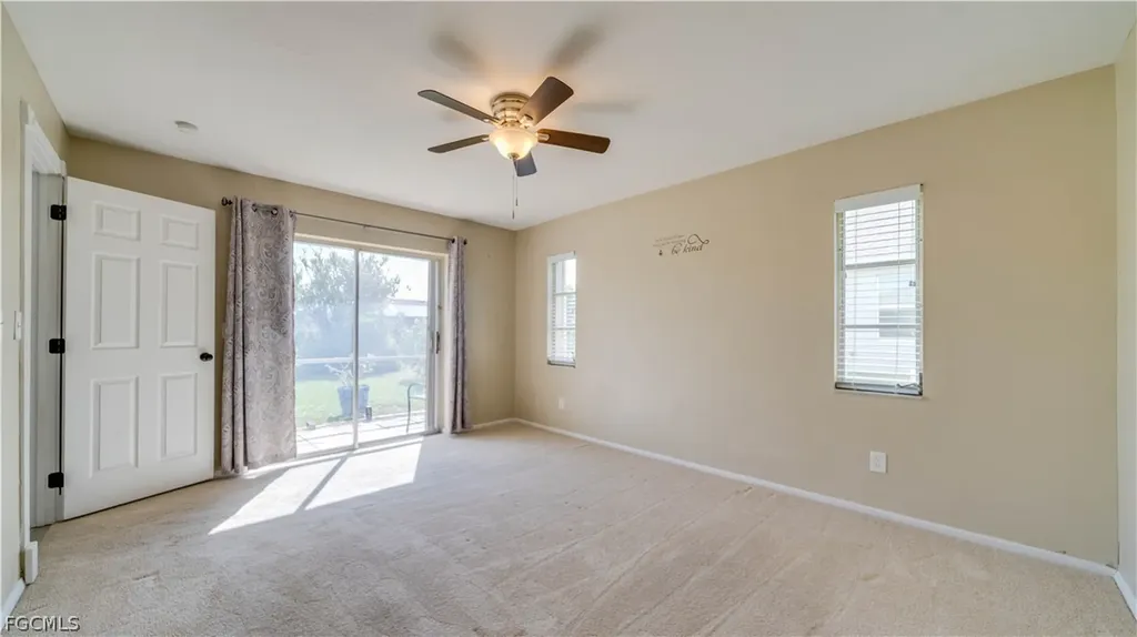 1128 SE 29th Terrace Cape Coral FL 33904
