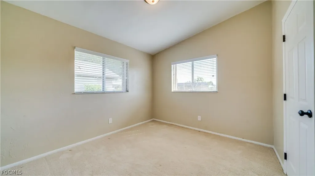 1128 SE 29th Terrace Cape Coral FL 33904