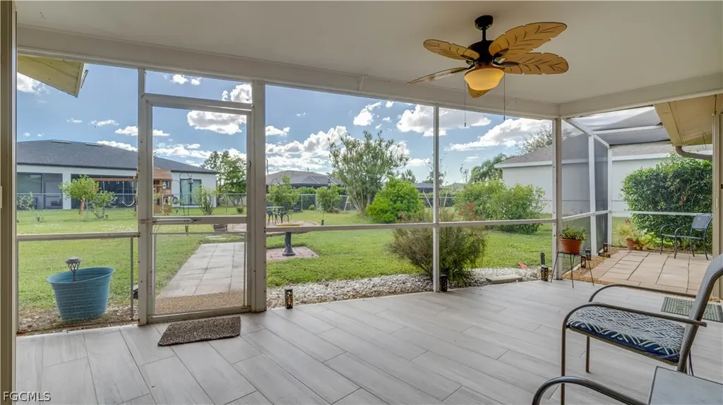 1128 SE 29th Terrace Cape Coral FL 33904