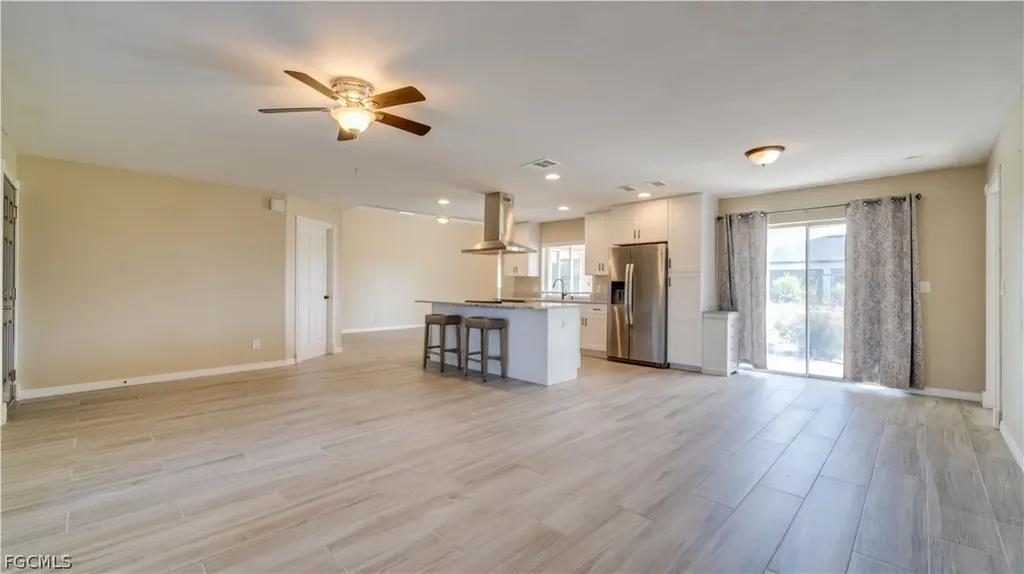 1128 SE 29th Terrace Cape Coral FL 33904