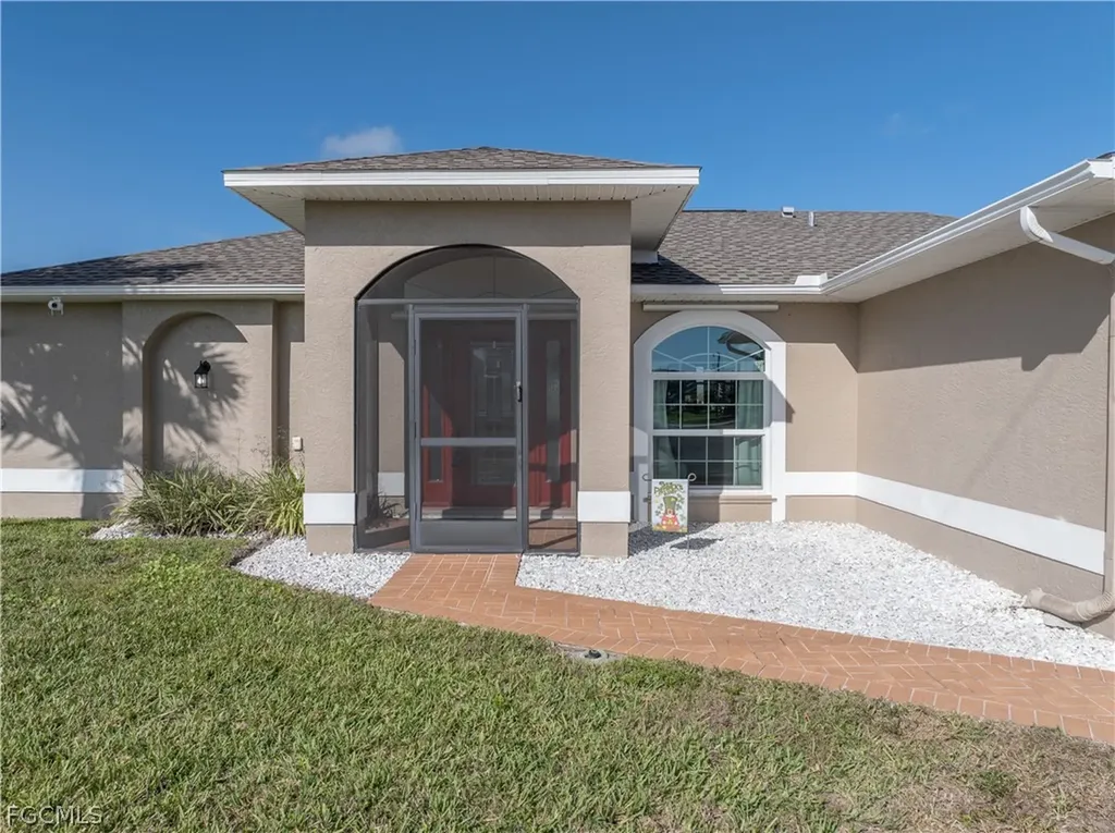 1640 NW 31st Avenue Cape Coral FL 33993