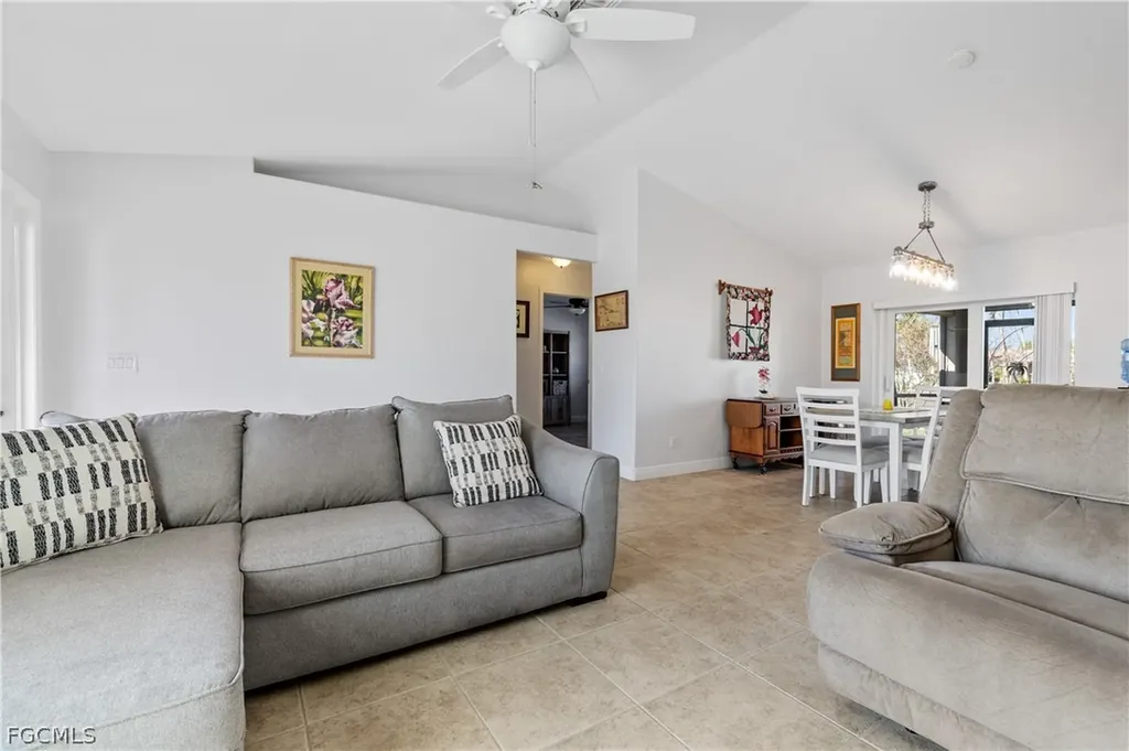1640 NW 31st Avenue Cape Coral FL 33993