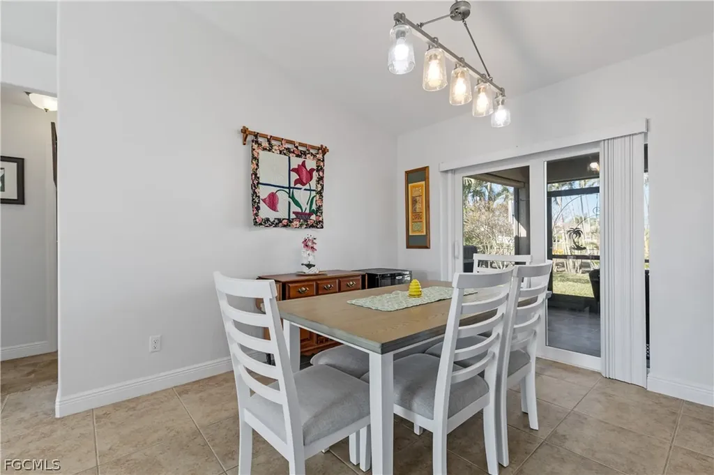 1640 NW 31st Avenue Cape Coral FL 33993