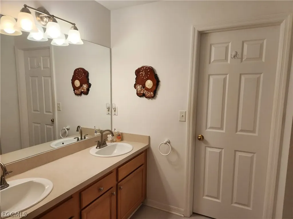 3006 SW 15th Place Cape Coral FL 33914