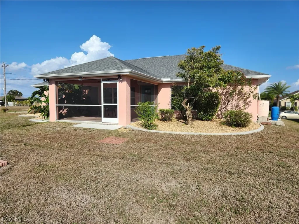 3006 SW 15th Place Cape Coral FL 33914