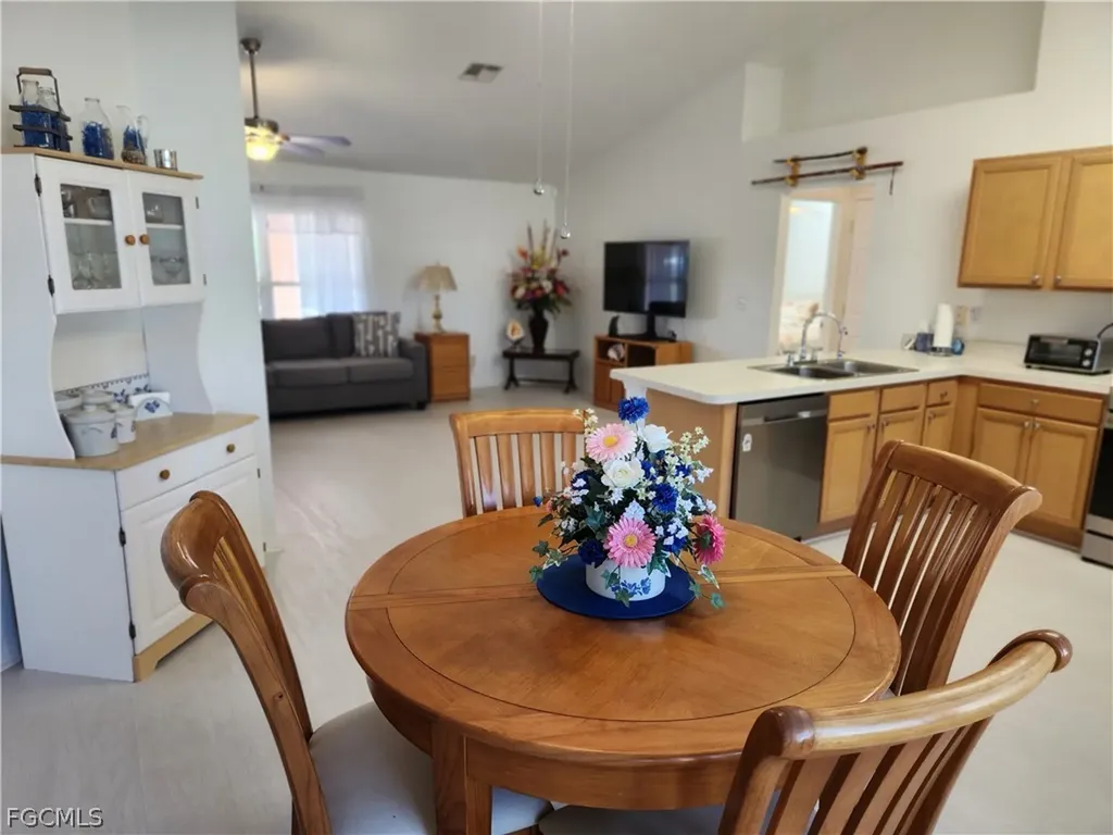 3006 SW 15th Place Cape Coral FL 33914