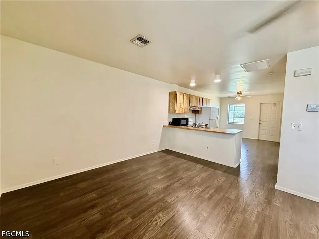 1606 Andalusia Boulevard Cape Coral FL 33909
