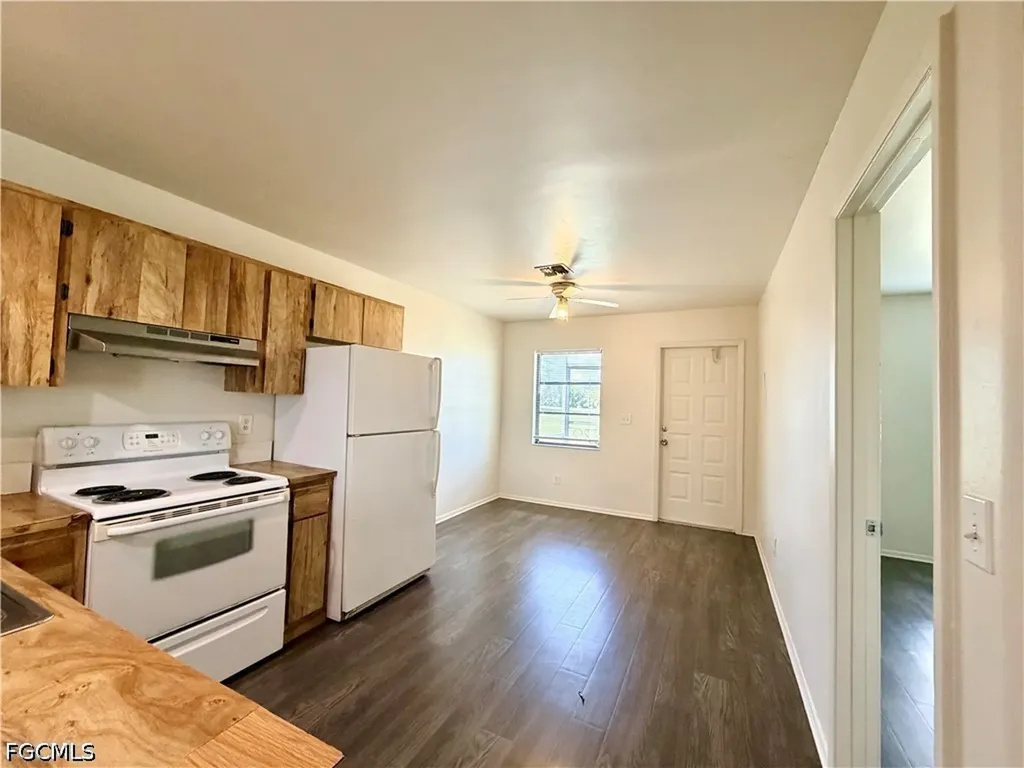 1606 Andalusia Boulevard Cape Coral FL 33909