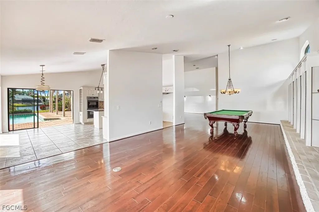 6896 Erin Marie Court Fort Myers FL 33919