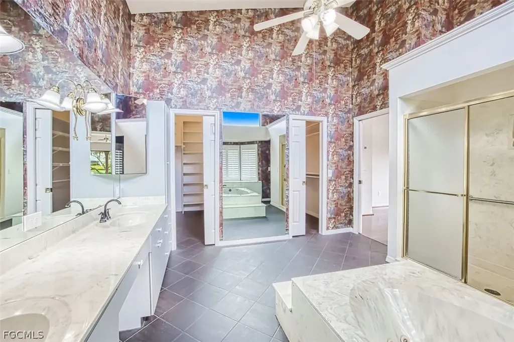 6896 Erin Marie Court Fort Myers FL 33919