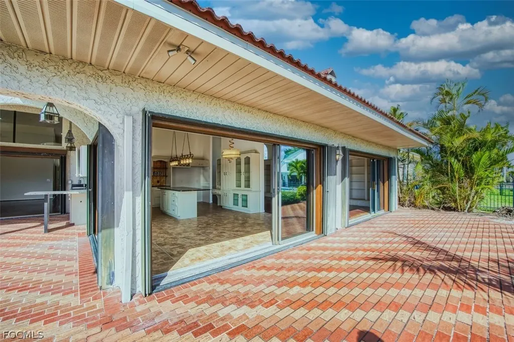 6896 Erin Marie Court Fort Myers FL 33919