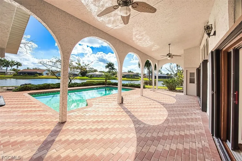 6896 Erin Marie Court Fort Myers FL 33919