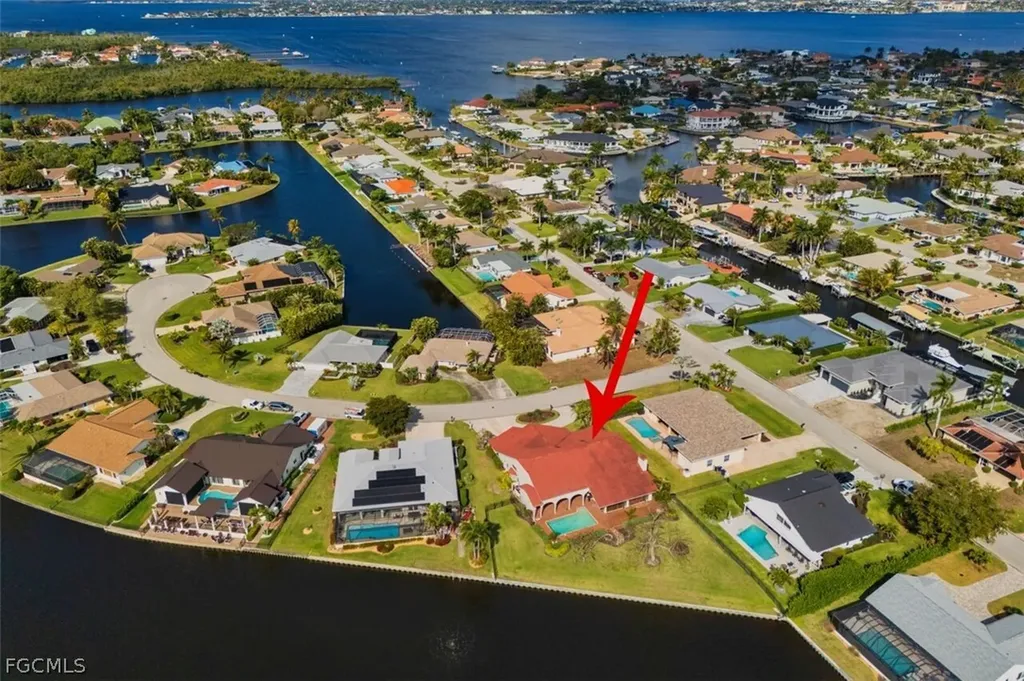 6896 Erin Marie Court Fort Myers FL 33919